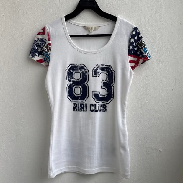 Egoist White Graphic T-shirt