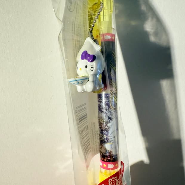 지역한정 고전키티 오징어 스트랩 샤프