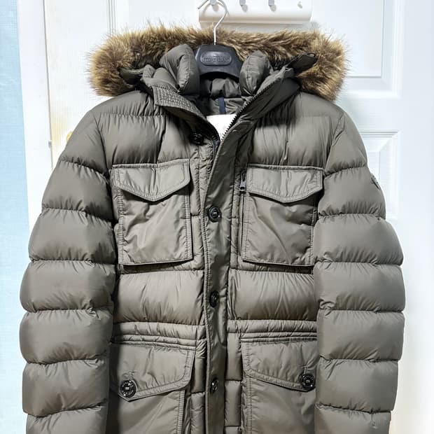 몽클레어 슈브르즈 2사이즈 한글택