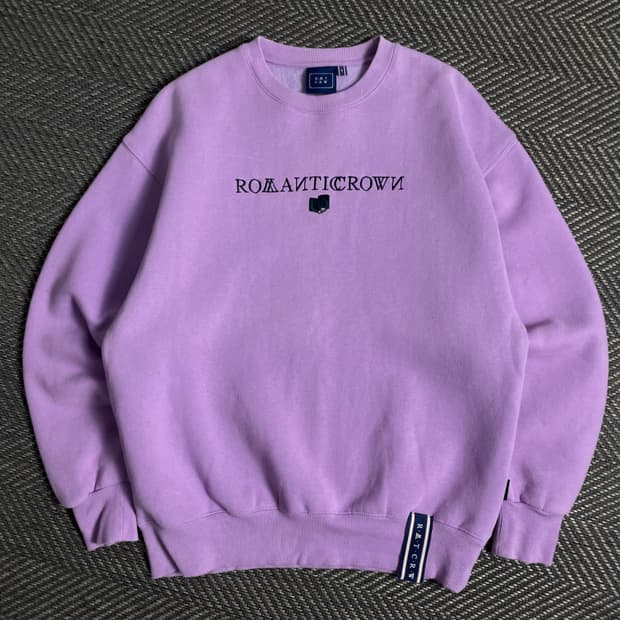 로맨틱크라운 스펠로고 박시핏 스웨트 셔츠 맨투맨 퍼플o 5068