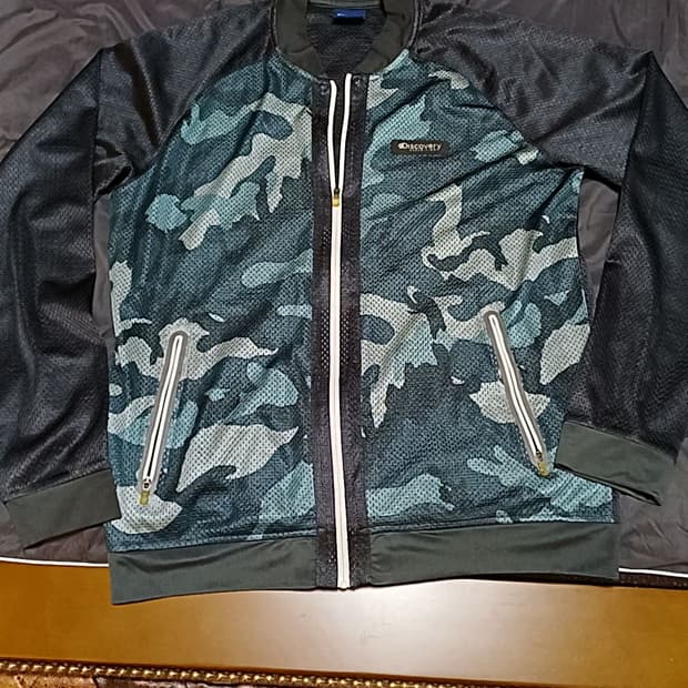 디스커버리 메쉬집업 100 가슴54 기장68