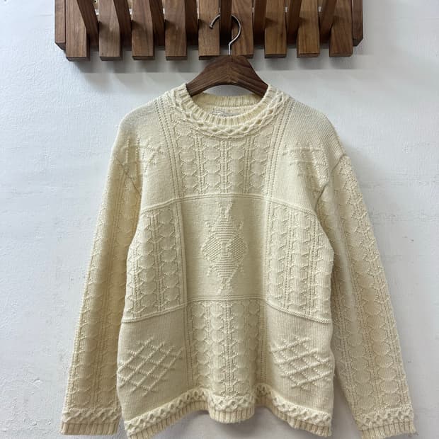 일본빈티지 아이보리 아란 텍스처 울100% 스웨터 니트