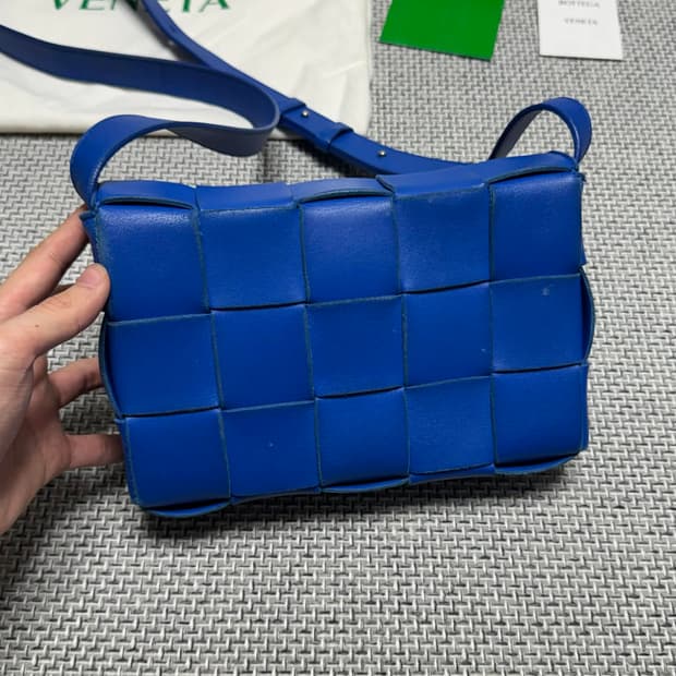 보테가 베네타 카세트백