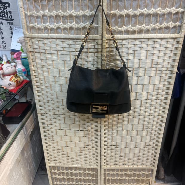 정품 펜디 마마 포에버 숄더백 팝니다