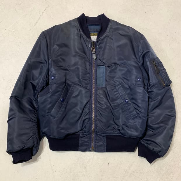 캡클로딩 b15c 플라이트 자켓