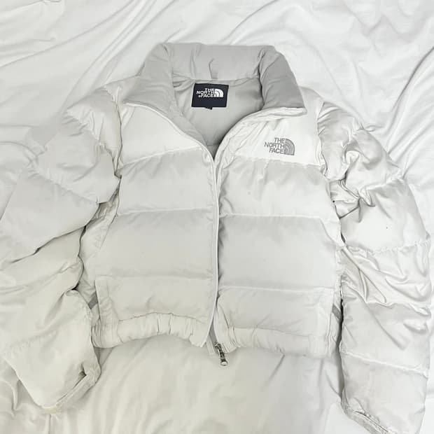 노스페이스 화이트 패딩 빈티지 stc 진리 우사미미 젤라또피케 히메갸루