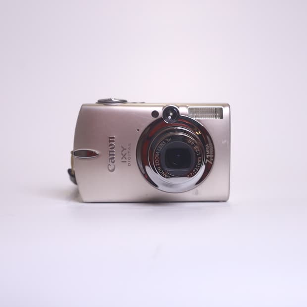 캐논 익시 디지털 700 골드(익서스 750 일본 모델, 이체 시 할인)