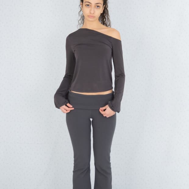 chiyagi aly top - fog
