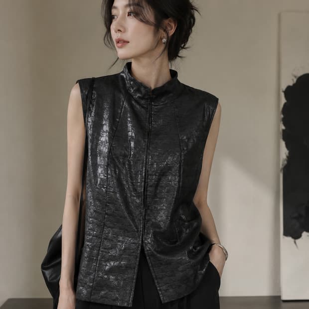 [66~77]  HIROKO BIS 메탈릭 스퀘어 패턴 후크 베스트