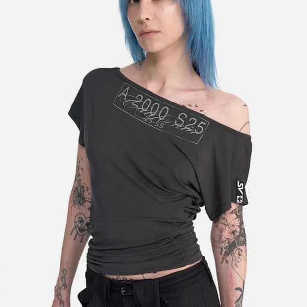 2000 아카이브스 |  CAR PLATE DRAPED TOP