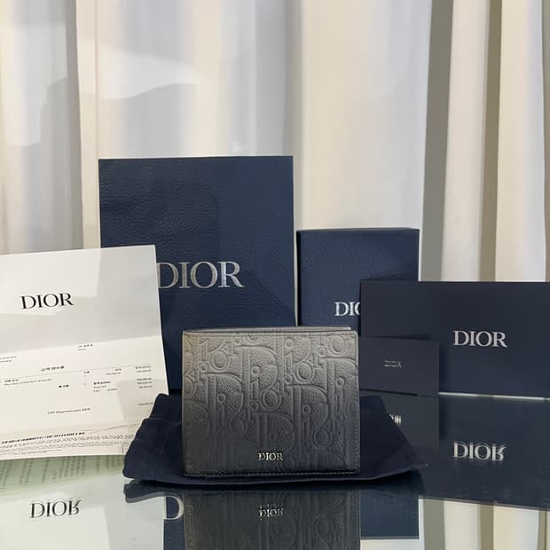 [풀구성] 디올 그라데이션 그래피티 반지갑 