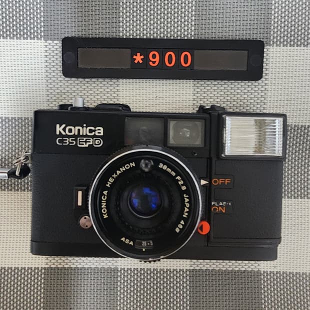 코니카 C 35 EF-D 필름카메라
