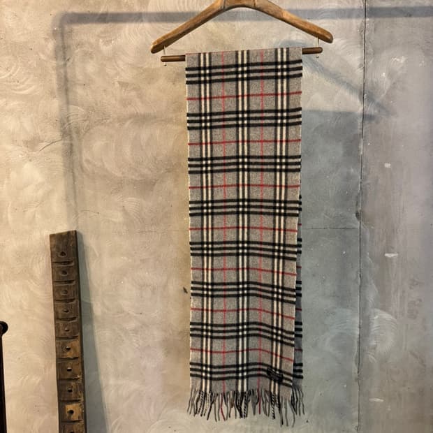 버버리 노바패턴 클래식 머플러 