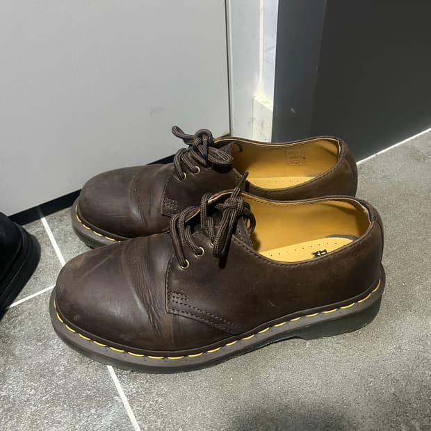 닥터마틴1461 브라운
