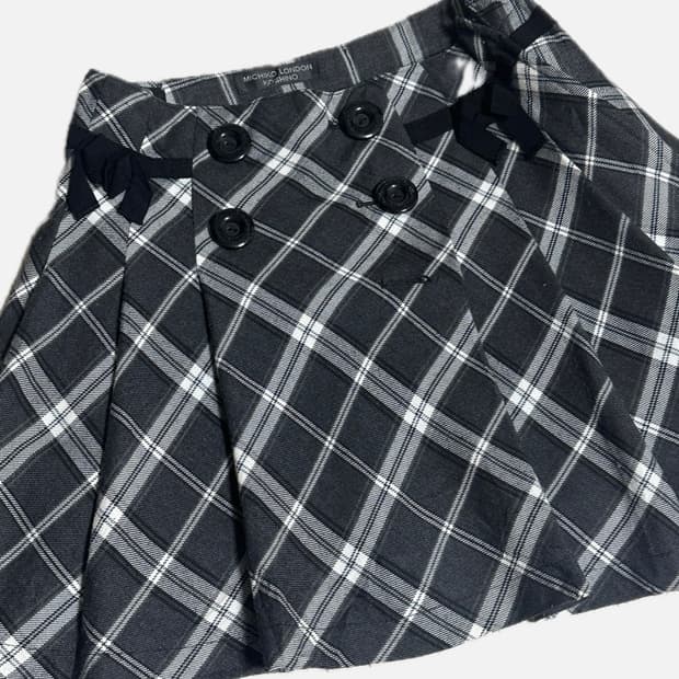 체크 플리츠 스커트