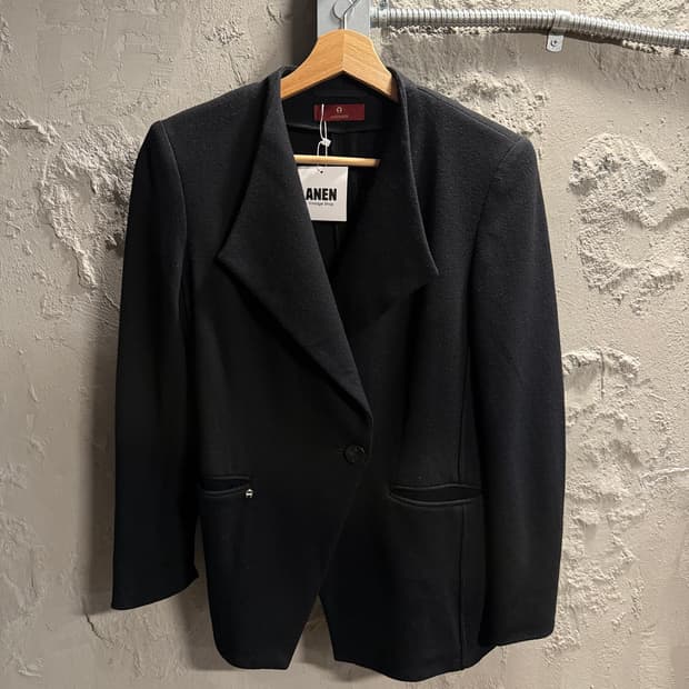 아이그너 울 블렌드 테일러드 자켓 블랙 40