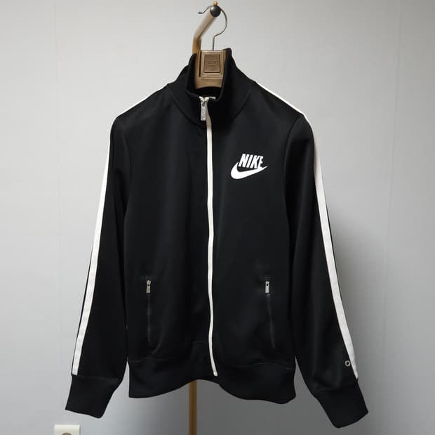 95 ) 나이키 블랙 트랙탑