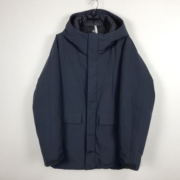 유니클로 하이브리드 다운 파카 남성L