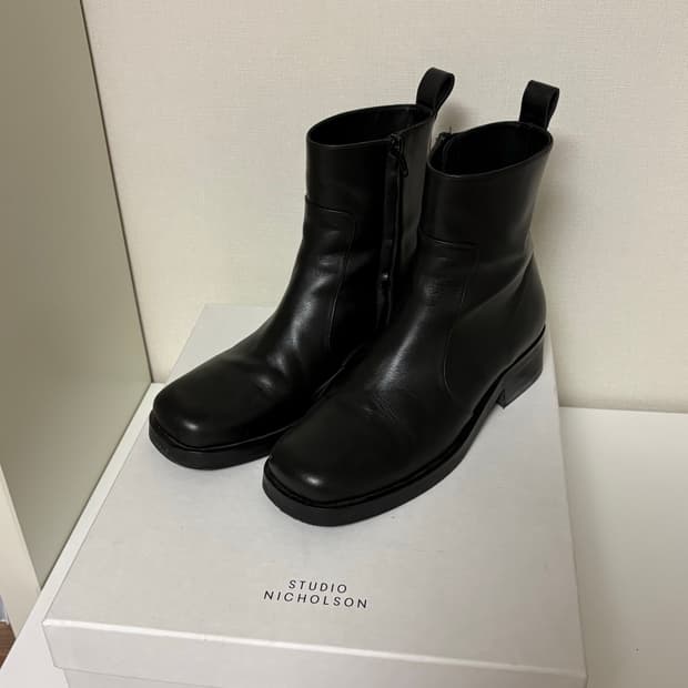 스튜디오 니콜슨 스퀘어 첼시 부츠 38 블랙