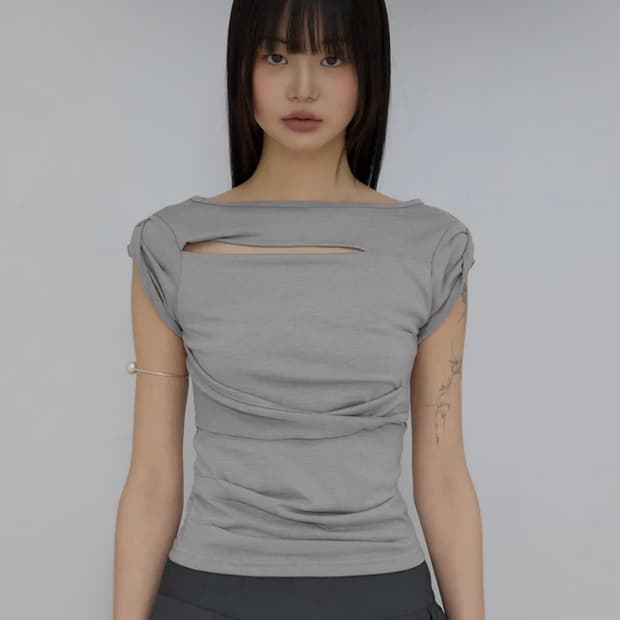 Asymmetrical Draped Roll-Up T-Shirt (FL-