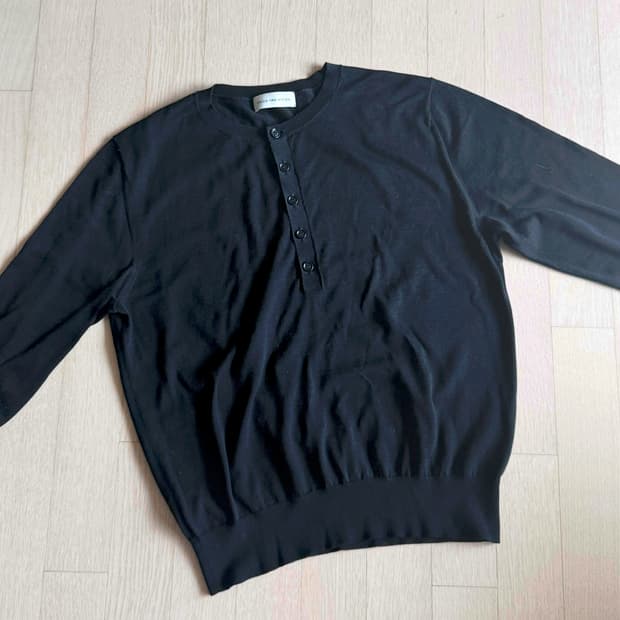 [L] 드리스 반 노튼 25SS 헨리넥 니트 블랙