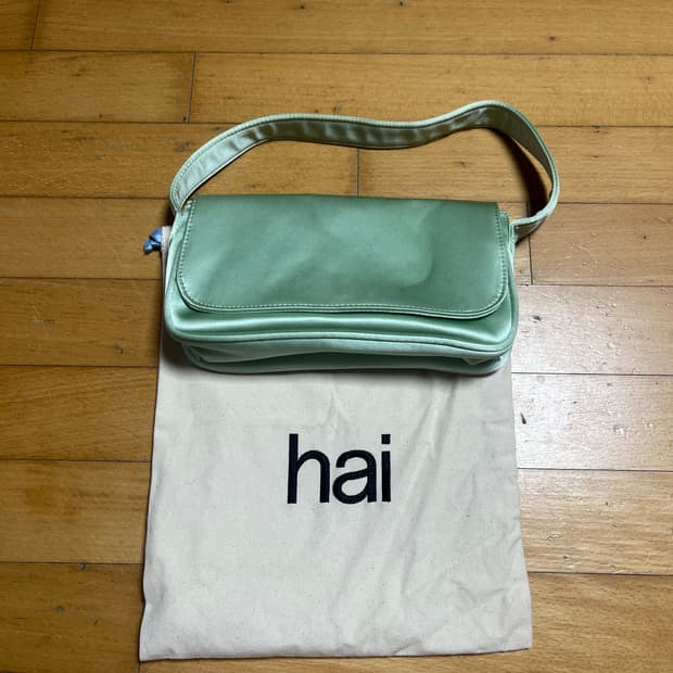 hai 넬리백 실크백 라이트그린