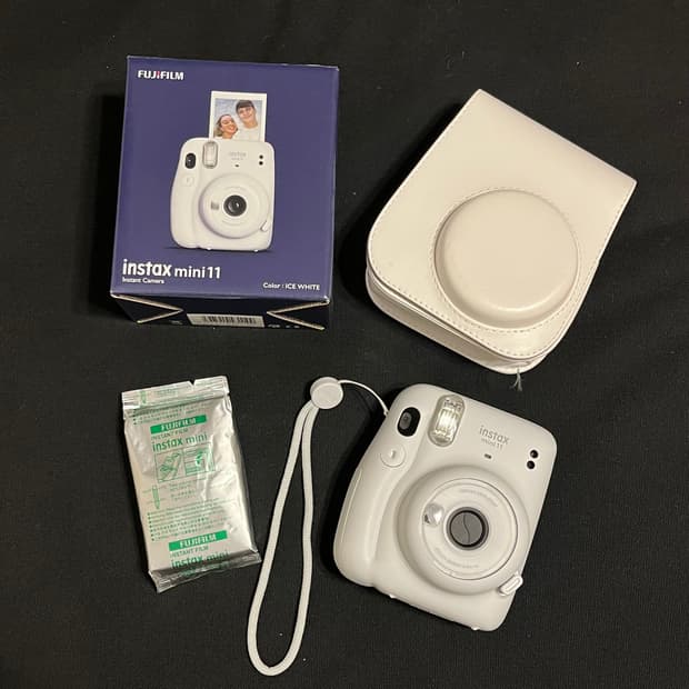 인스탁스 미니11 풀박+필름+가방/폴라로이드