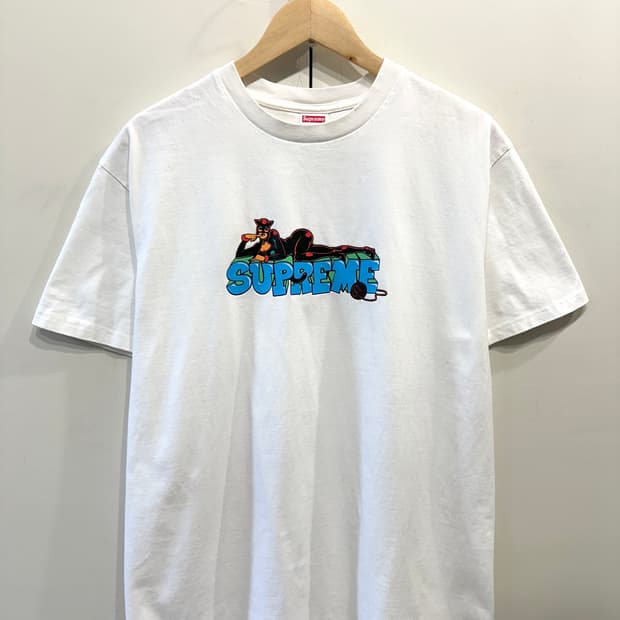 22FW 슈프림 캣우먼 반팔 티셔츠