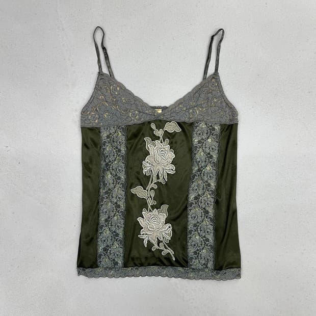 SAKURA BOIS 슬리브리스