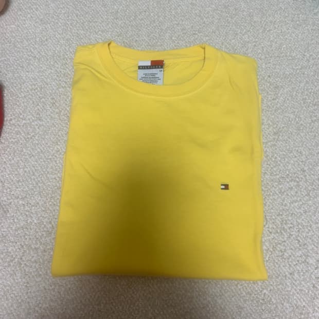 타미힐피거 옐로우 라운드 반팔티셔츠 105