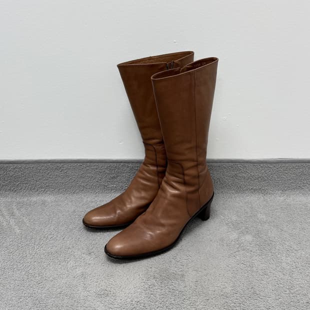Margaret Howell leather boots in conac