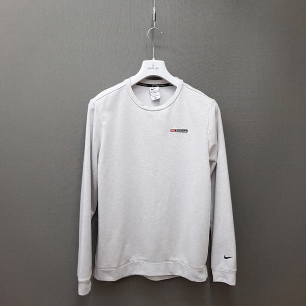 Nike 트랙클럽 드라이핏 스웻셔츠 L사이즈