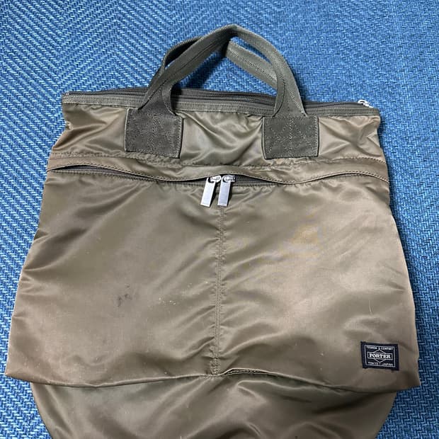 요시다 포터 2WAY 헬멧백 올리브