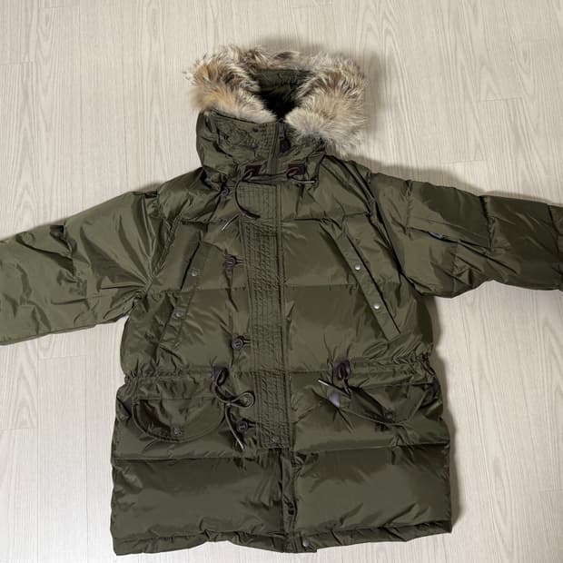 아웃스탠딩 N3B 구스다운 파카  올리브 M사이즈