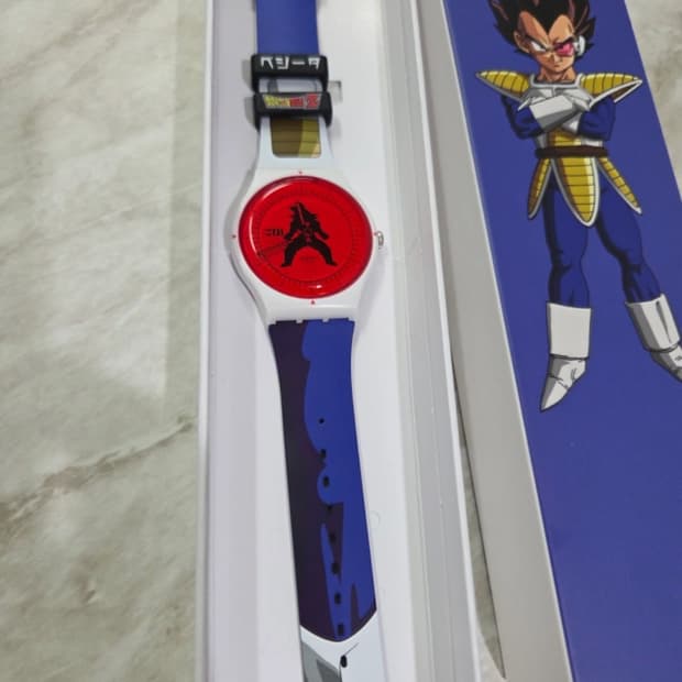 Swatch x 드래곤볼 베지터 시계