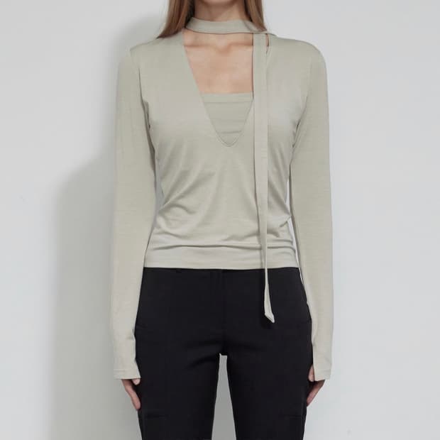 보헤미안서울 TIE DEEP V-NECK TOP, BEIGE