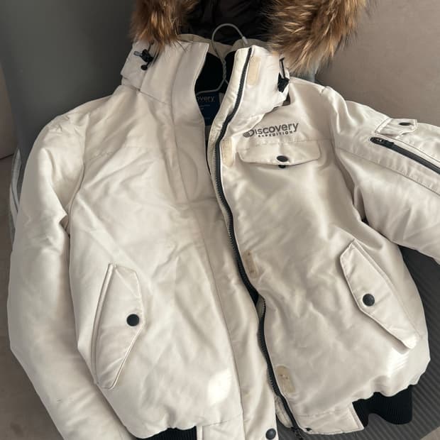 디스커버리 숏패딩 95사이즈