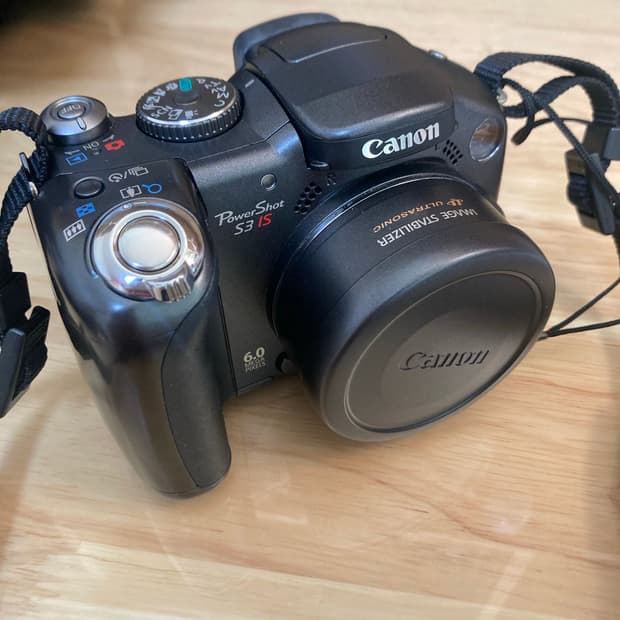 CANON POWER SHOT S3 IS 6.0MEGA 디지털카메라