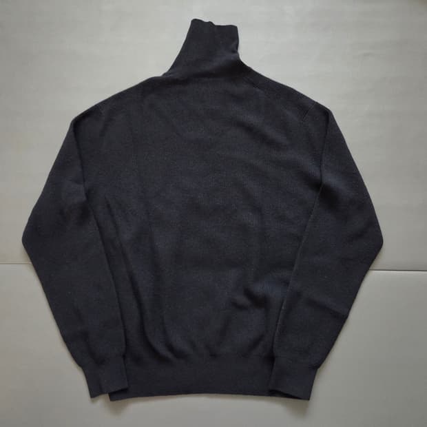 (아카이프) 포터리  캐시미어 터틀넥 니트  새상품 2사이즈(다크네이비)