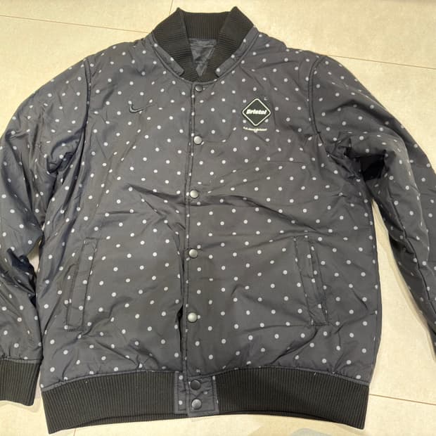 nike X fcrb 리버시블 자켓