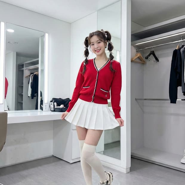 티니위니 브이넥 배색 니트 가디건