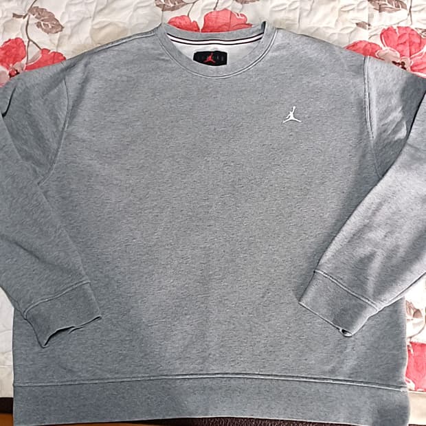 나이키 조던 오버핏맨투맨 110 가슴63 기장70