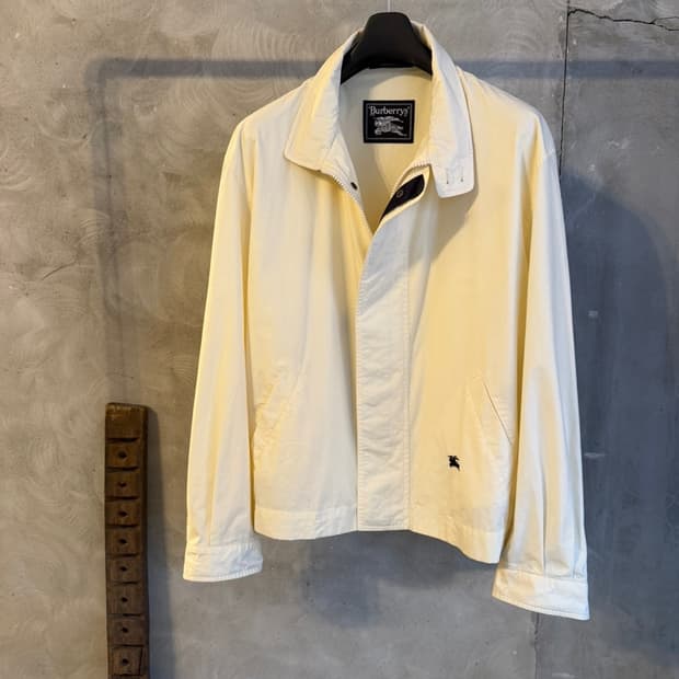 80s 버버리 바라쿠타 자켓 100