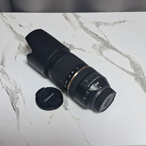 상태 좋은! 탐론 망원렌즈 SP 70-300mm Di VC 니콘용