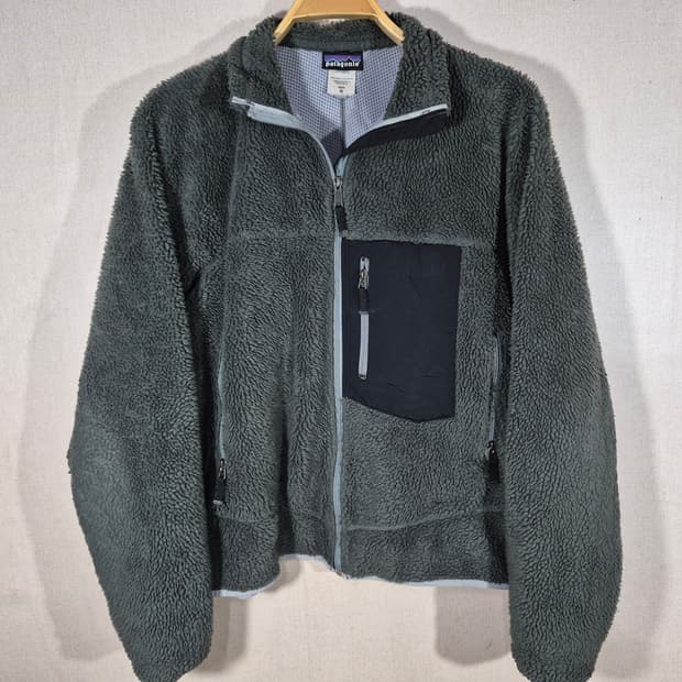 파타고니아 클레식 레트로( M)