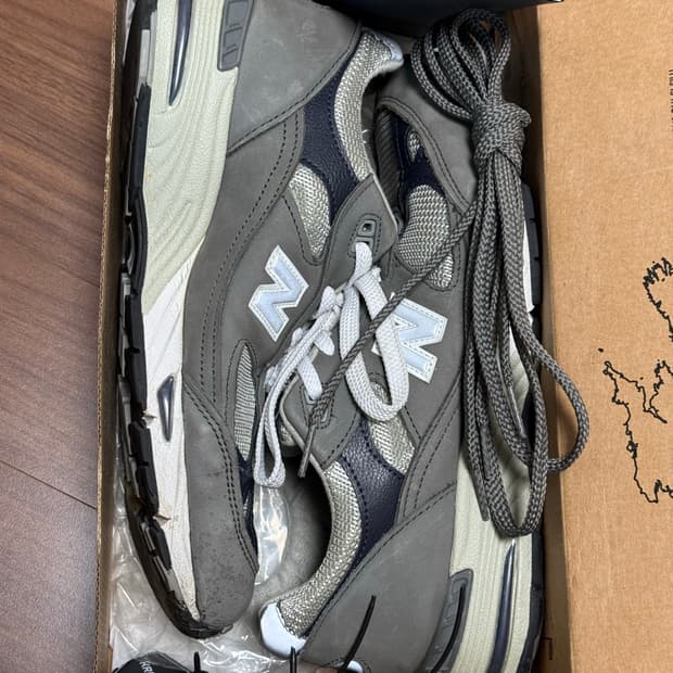 뉴발란스 991 그레이 270