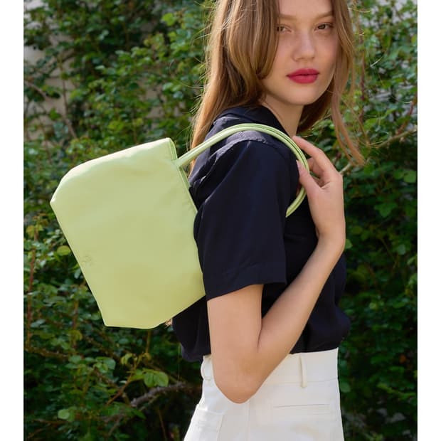 언에디트 tiny bag 아보카도 컬러