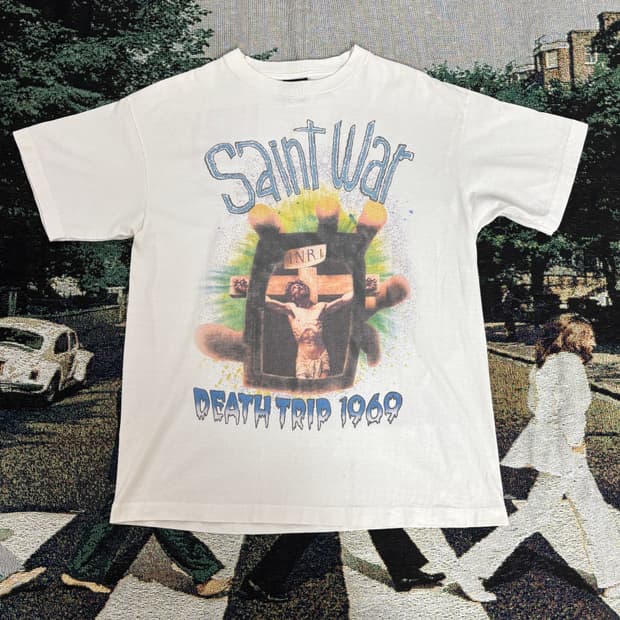 세인트 미카엘 세인트 워 화이트