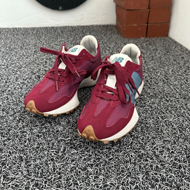 뉴발란스 327 버건디 운동화 230mm