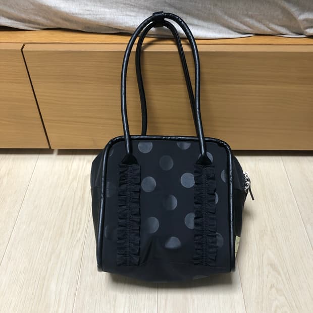 여밈x마조네 콜라보 숄더백
